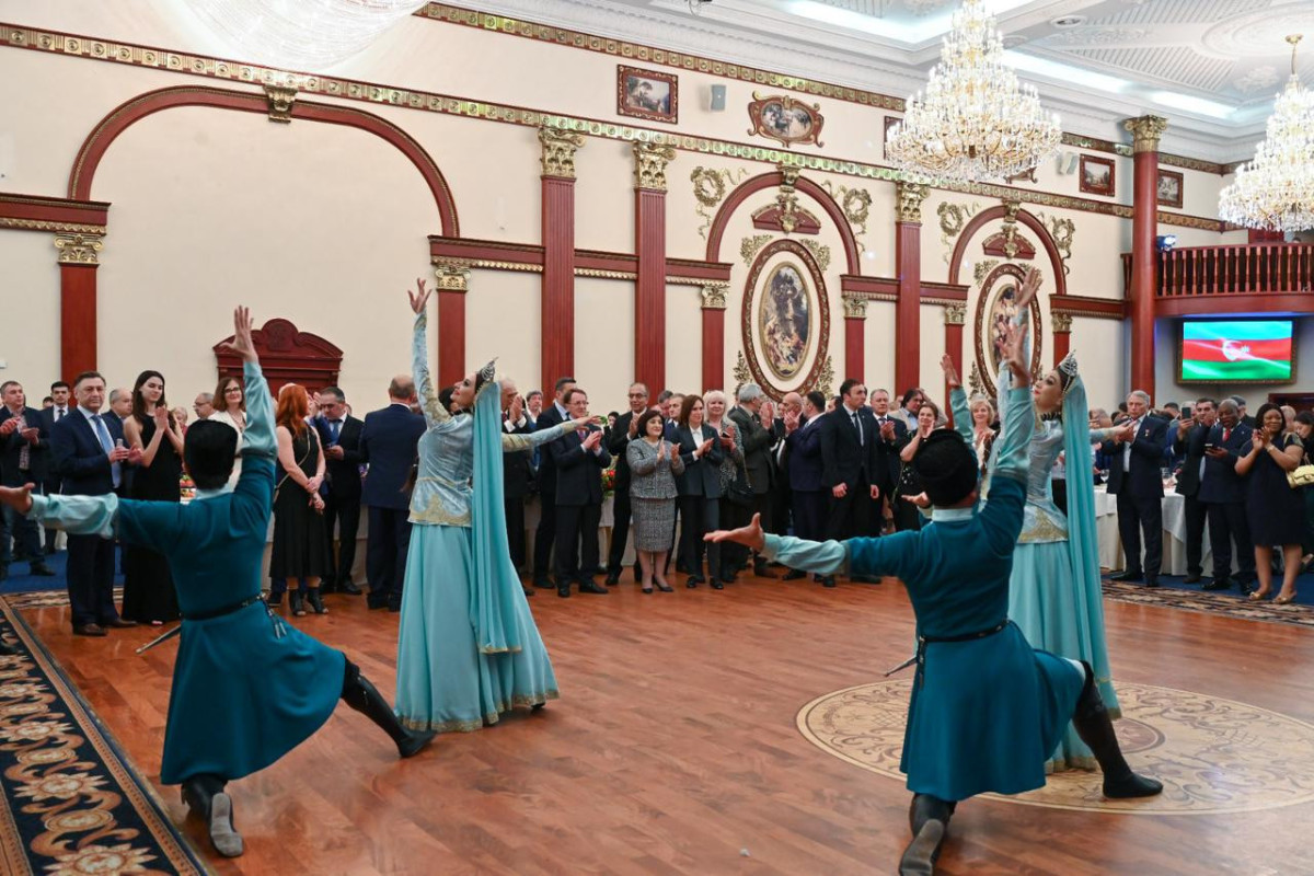Сахиба Гафарова выступила на официальном приёме в Москве по случаю юбилея общенационального лидера Гейдара Алиева-ФОТО 