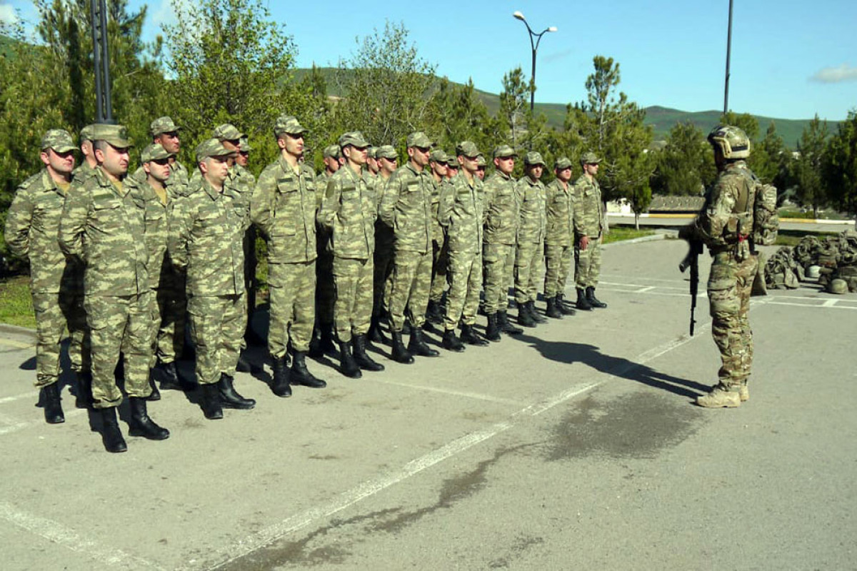 Hərbi vəzifəlilərin növbəti təlim toplanışı keçirilir - FOTO 