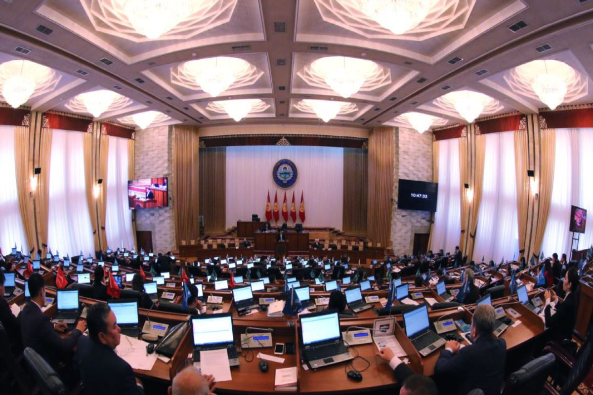В Кыргызстане депутаты предложили отменить примирение сторон при изнасиловании