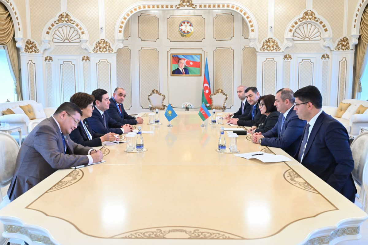 Speaker of Azerbaijani Parliament meets with Kazakhstan Delegation