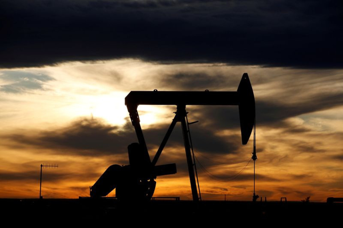 Oil prices advance on optimism over U.S. debt ceiling talks