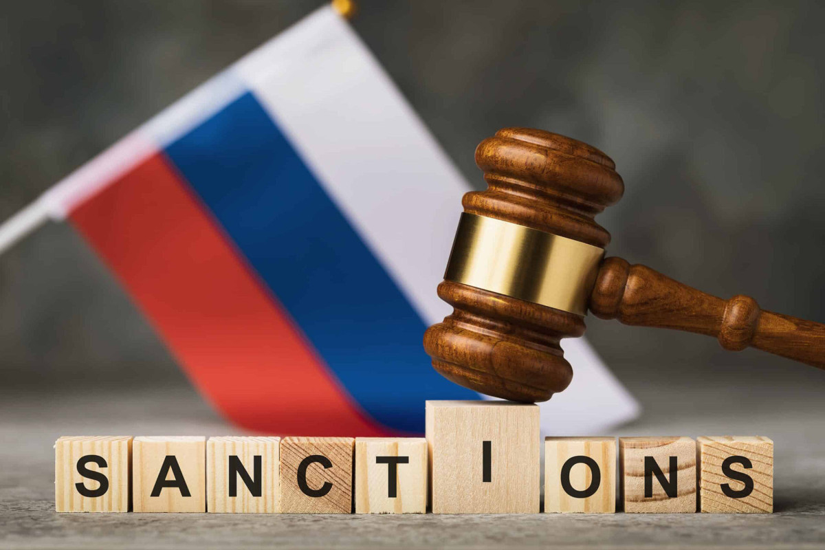 US to sanction 300 more people, entities, extend sectoral sanctions on Russia