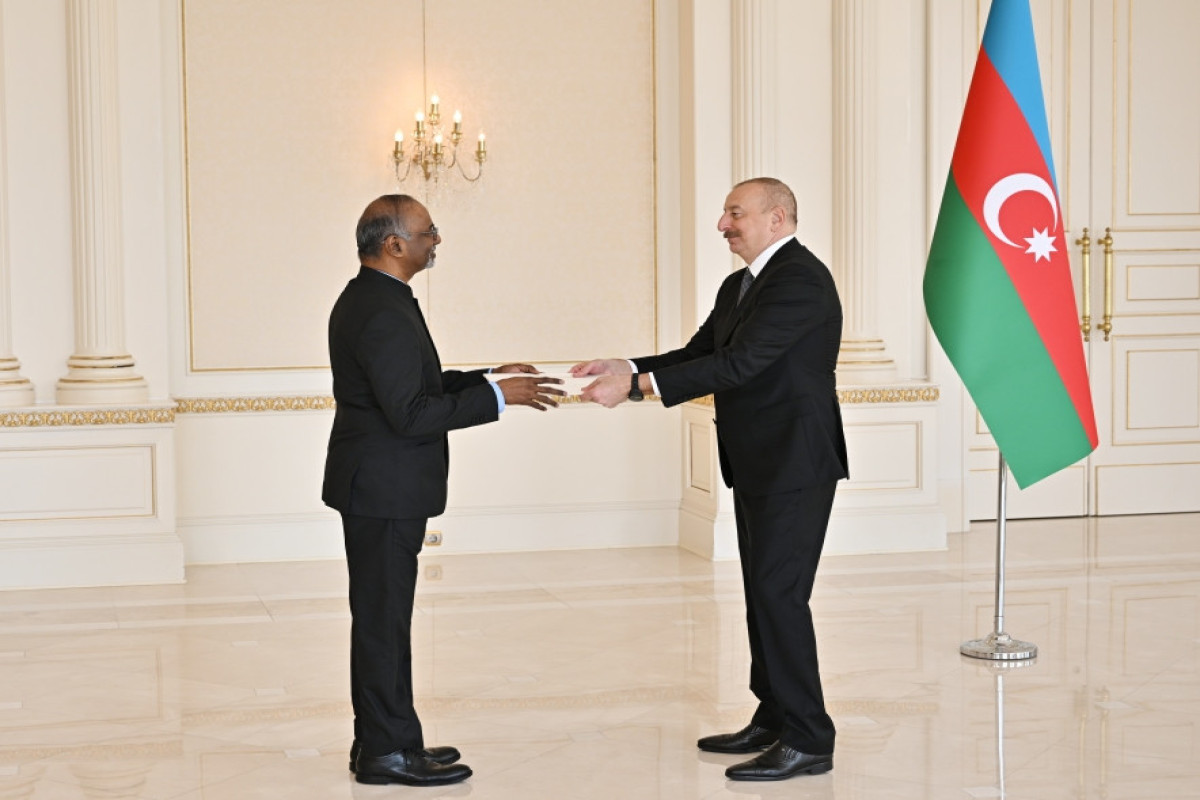 President Ilham Aliyev accepted credentials of incoming ambassador of India-UPDATED 