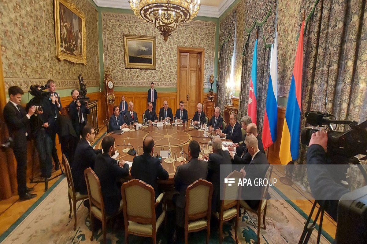 Top Diplomats of Azerbaijan and Armenia agreed to continue discussions