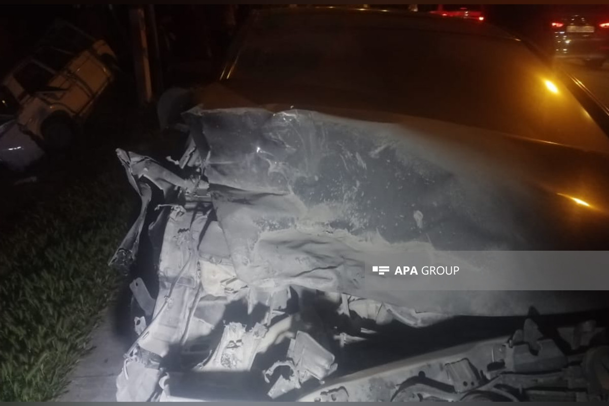 В Лянкяране в ДТП погиб водитель, тяжело ранен пассажир -ФОТО 