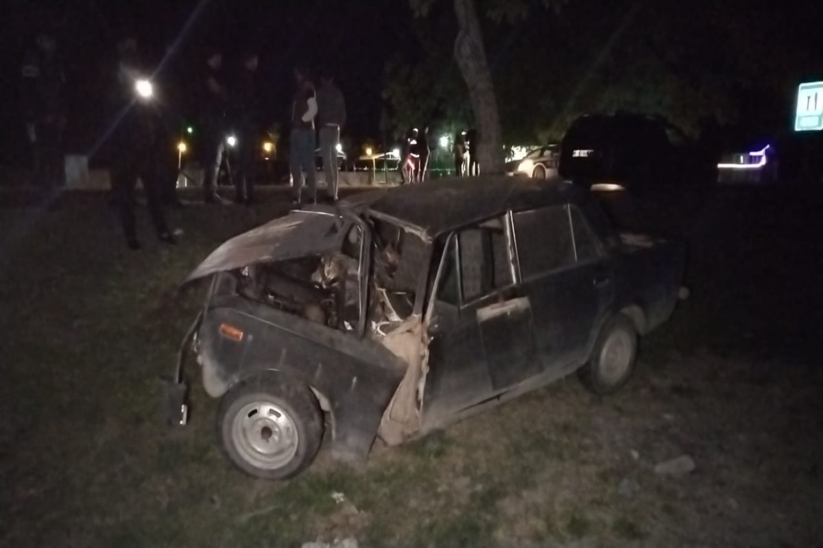 Oğuzda yol qəzası zamanı 38 yaşlı sürücü xəsarət alıb