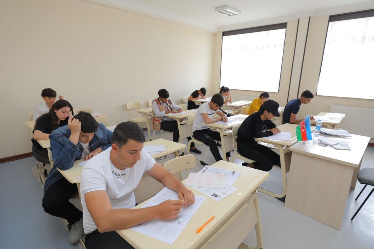 DİM: 5 nəfərdə telefon aşkarlandığı üçün imtahandan xaric olunub, onlar yay qəbul imtahanlarına da buraxılmayacaq