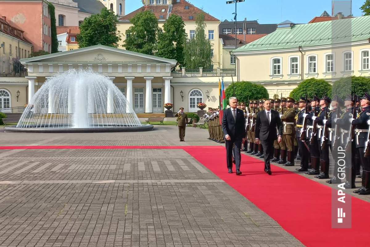 Official welcome ceremony was held for President Ilham Aliyev in Vilnius-PHOTO 