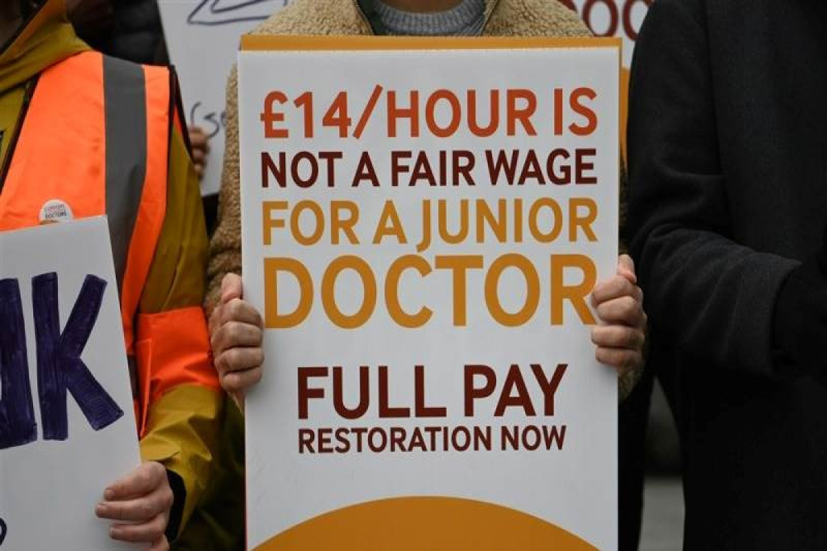 Junior doctors in England to initiate 3-day strike in June