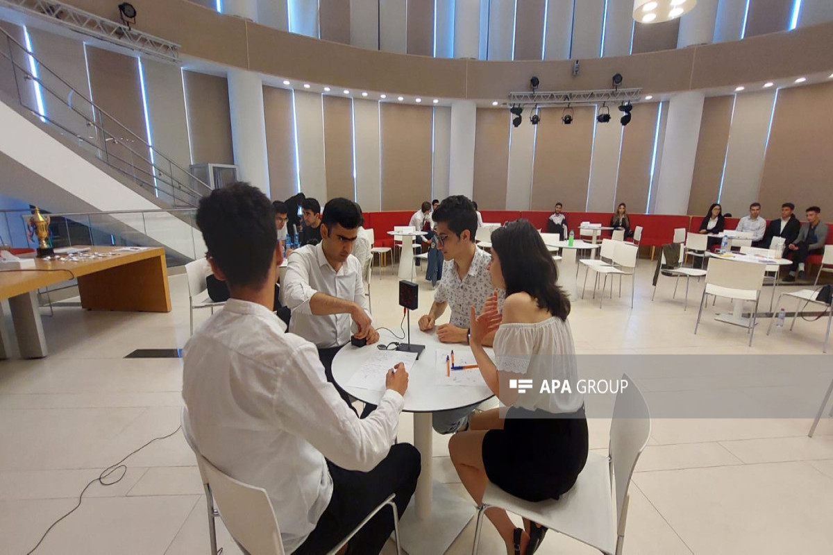 ADA Universitetində Heydər Əliyevin 100 illiyi münasibətilə intellektual yarış keçirilib - FOTO 