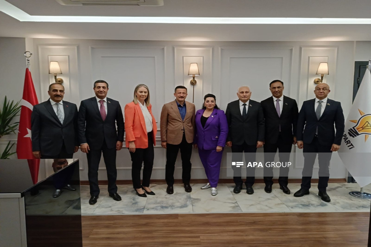 YAP nümayəndə heyəti AK Partiya sədrinin müavini ilə görüşüb - FOTO 