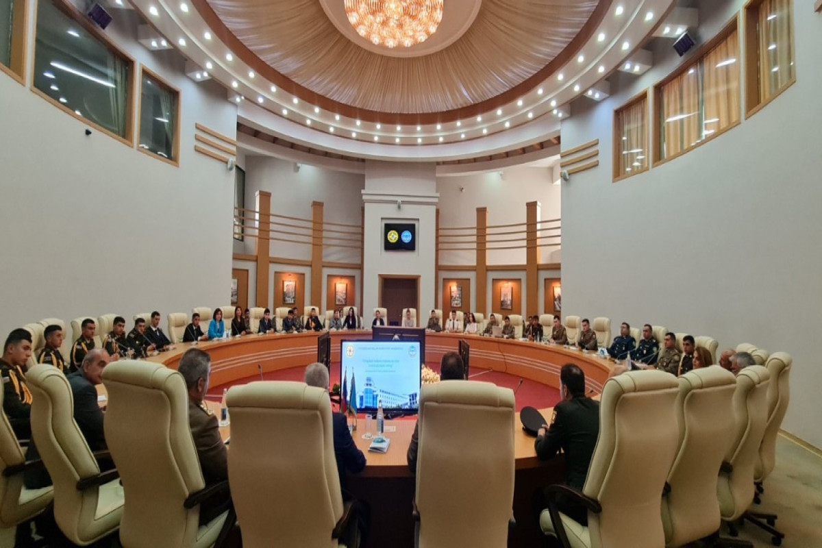 Fövqəladə hallarla mübarizədə yeni texnologiyaların tətbiqi ilə bağlı konfrans keçirilib
