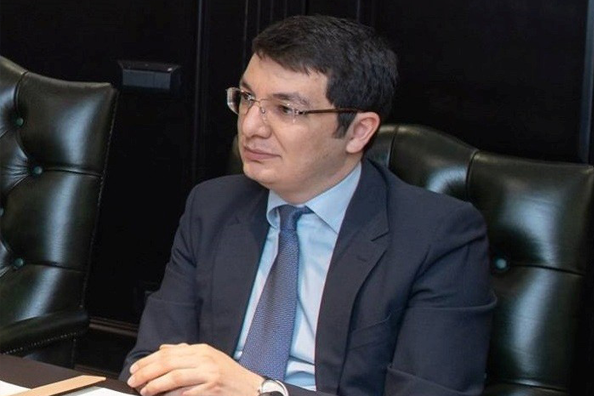 Elnur Əliyev