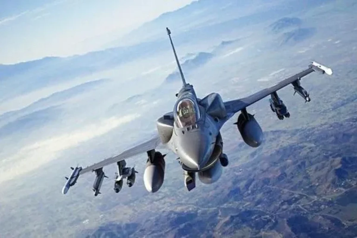 Zelenski: F-16 qırıcılarının gəlişi yaxınlaşır