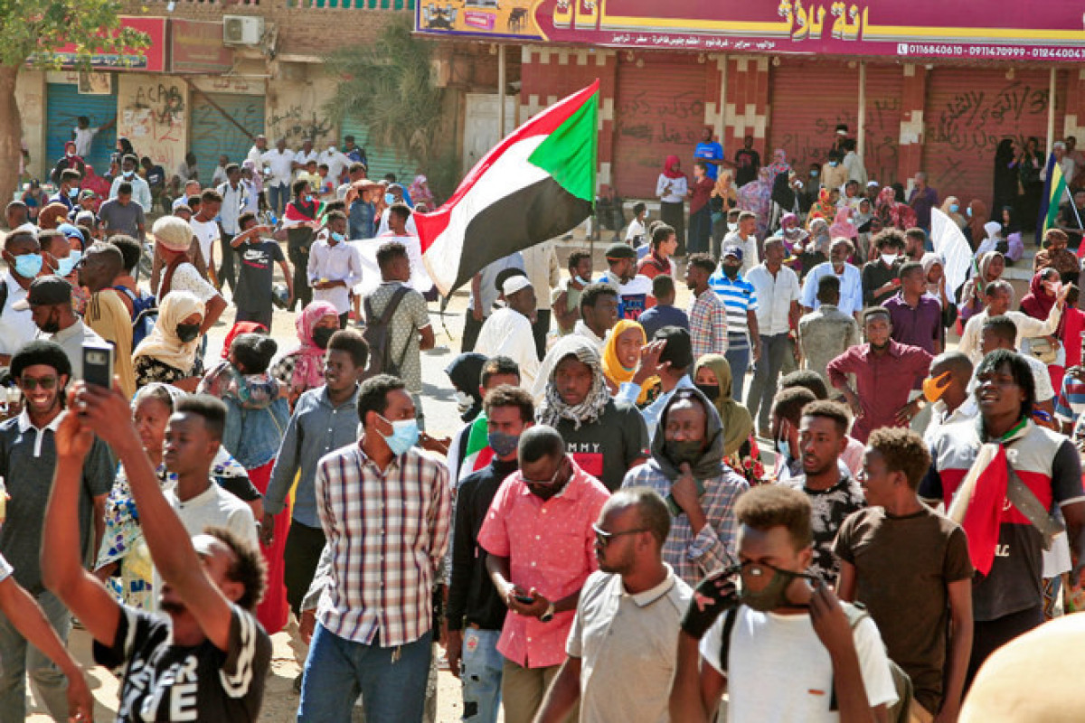 Sudandakı toqquşmalar 1 milyona yaxın insanı məcburi köçkünə çevirib
