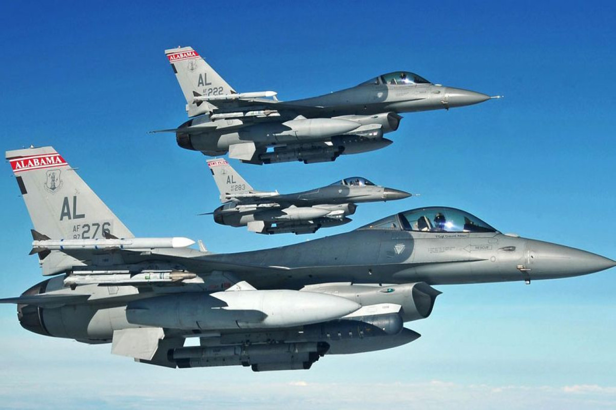 Правительство Норвегии выступило за начало обучения украинских пилотов управлению F-16