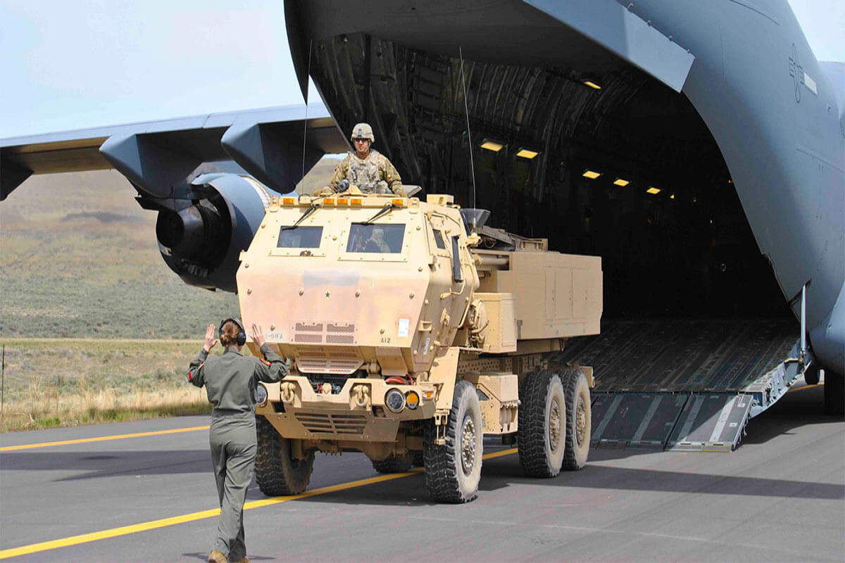 Polşa ABŞ-dan 2 yeni HIMARS qurğusu alıb