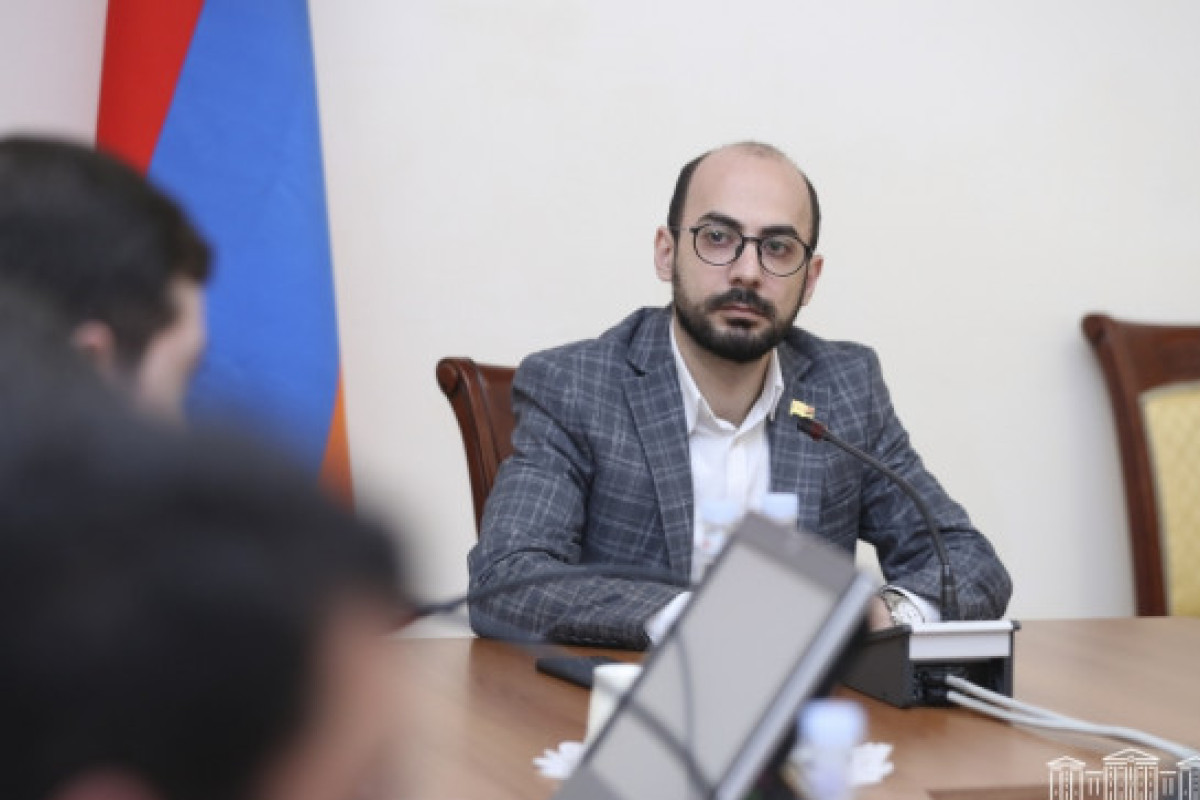 Paşinyanın fraksiyası müdafiə nazirinin KTMT-nin iclasına getməməsinin səbəbini açıqlayıb