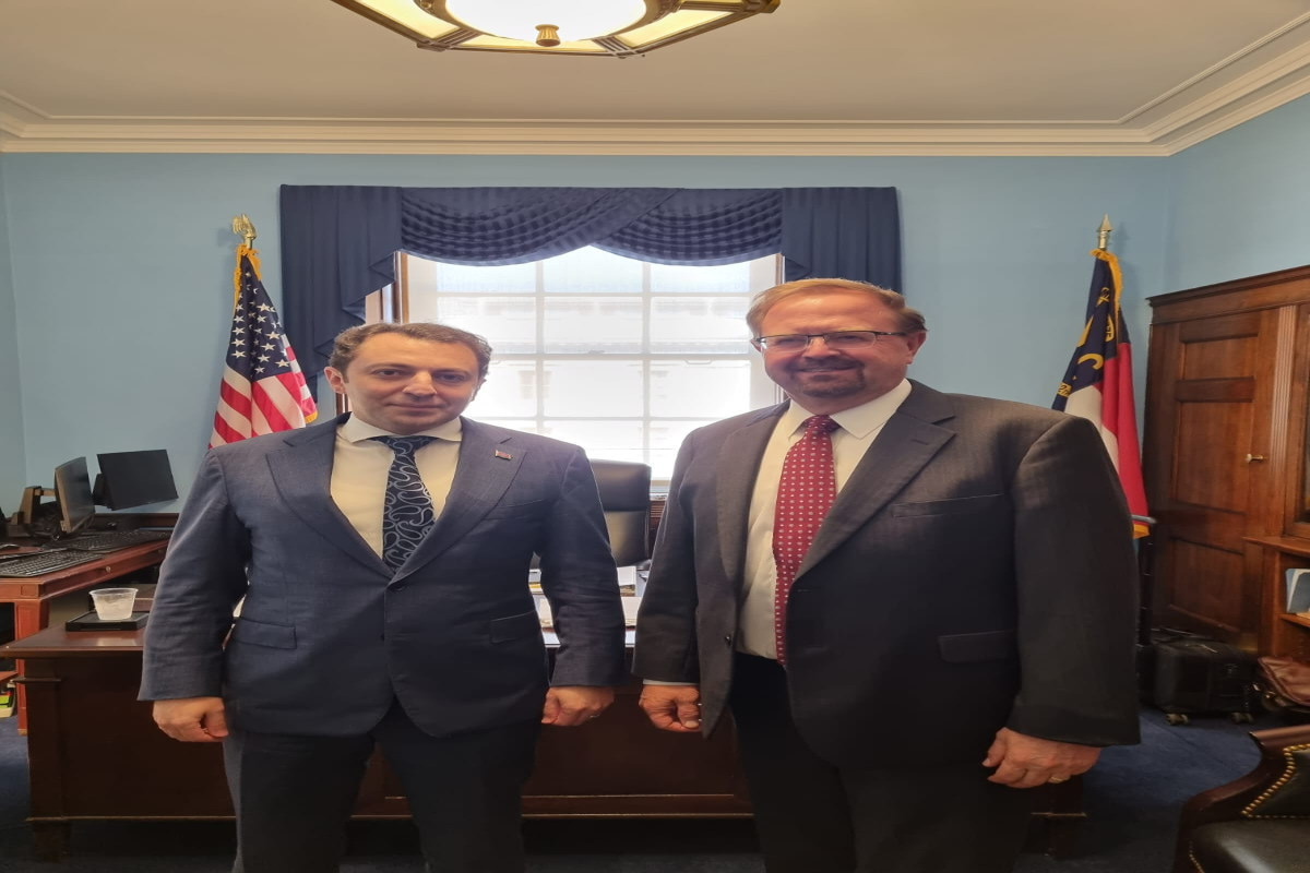 Замглавы МИД Азербайджана встретился с членами Палаты представителей Конгресса США