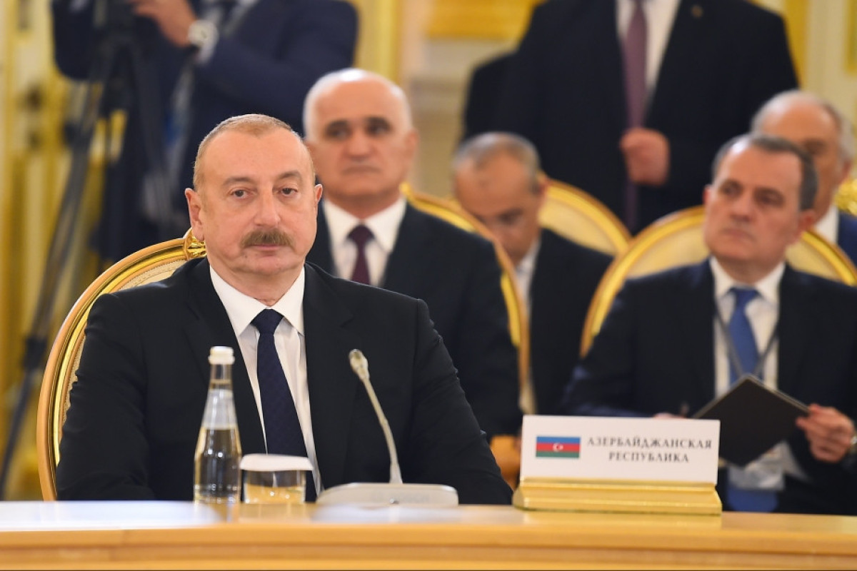Prezident: Azərbaycan regionda ən iri hava yük donanmasına malikdir