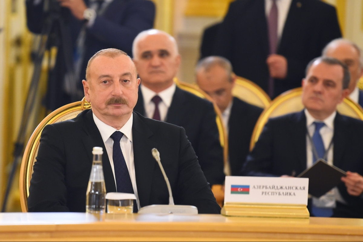 Prezident: Avrasiya İqtisadi Birliyinə üzv ölkələrlə qarşılıqlı əlaqələri möhkəmləndirmək fikrindəyik