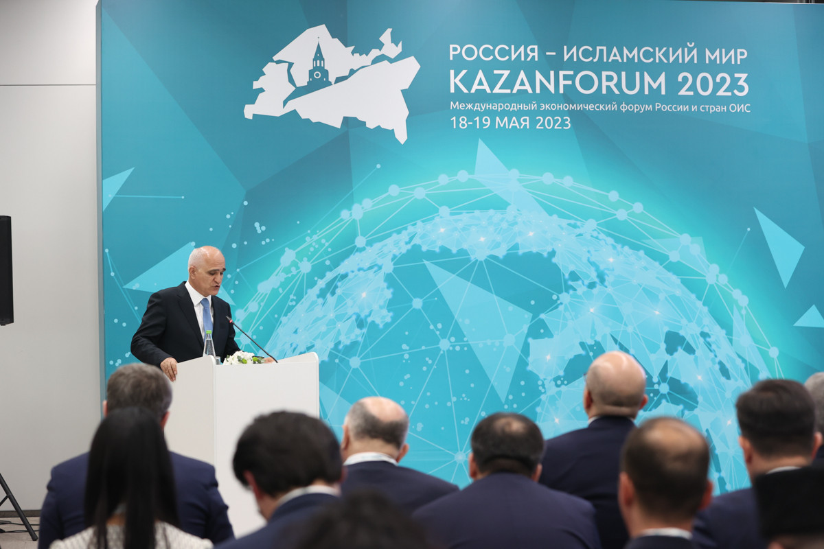Вице-премьер Азербайджана рассказал о Зангезурском коридоре на международном Казанском экономическом форуме - ФОТО 