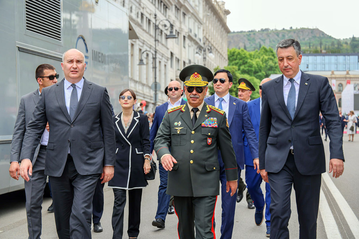 Закир Гасанов принял участие в военном параде в Грузии - ФОТО 