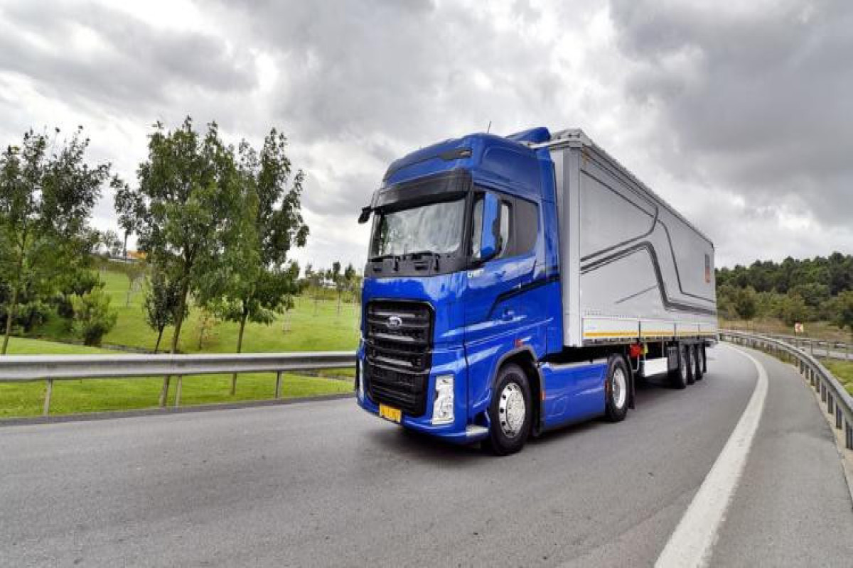 Польша приостанавливает проезд через границу грузовых автомобилей из РФ и Беларуси