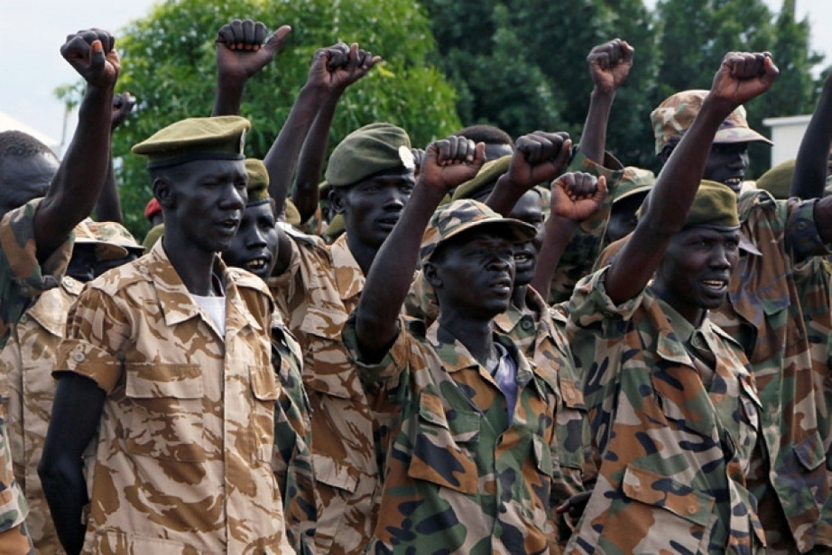 Sudanda ehtiyatda olan 65 yaşadək hərbçilər orduya çağırılıb