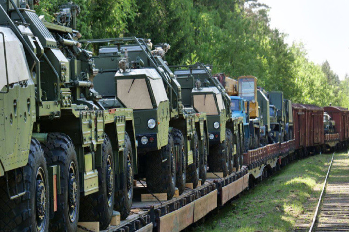 В Беларусь прибыл очередной комплект ЗРК С-400