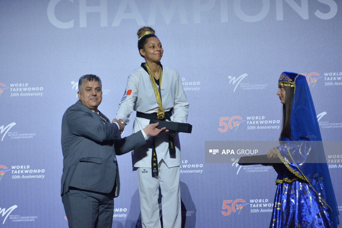 На чемпионате мира по тхэквондо определились победители еще в 3 весовых категориях-ФОТОСЕССИЯ 