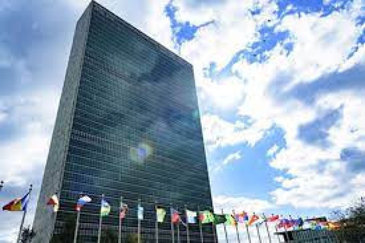 Дюжаррик: ООН осуждает любые удары по гражданским объектам