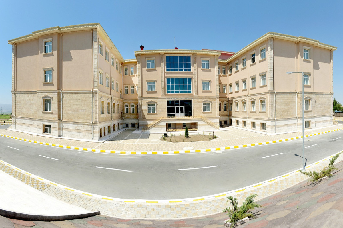Naxçıvan Yoluxucu Xəstəliklər Mərkəzinin baş həkimi işdən çıxarılıb, təyinat olub