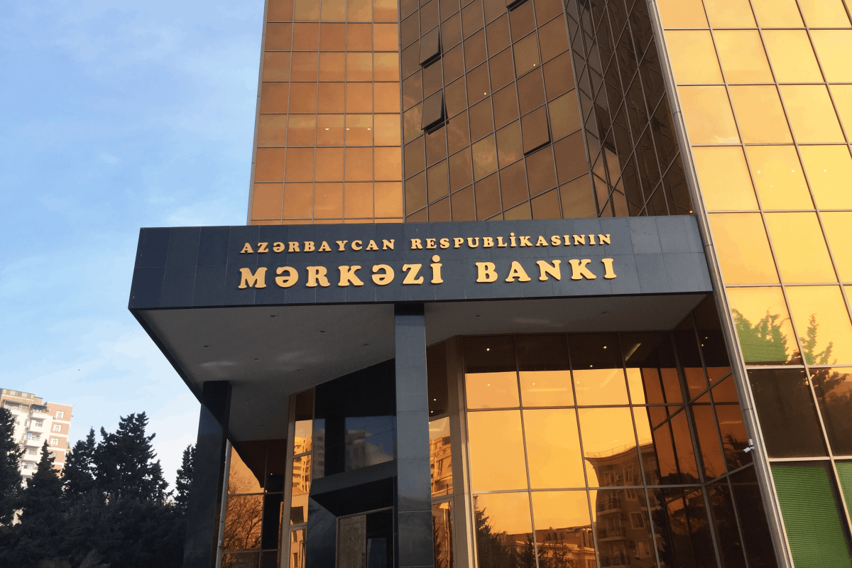 Mərkəzi Bankın valyuta ehtiyatları 10 mlrd. manatı ötüb