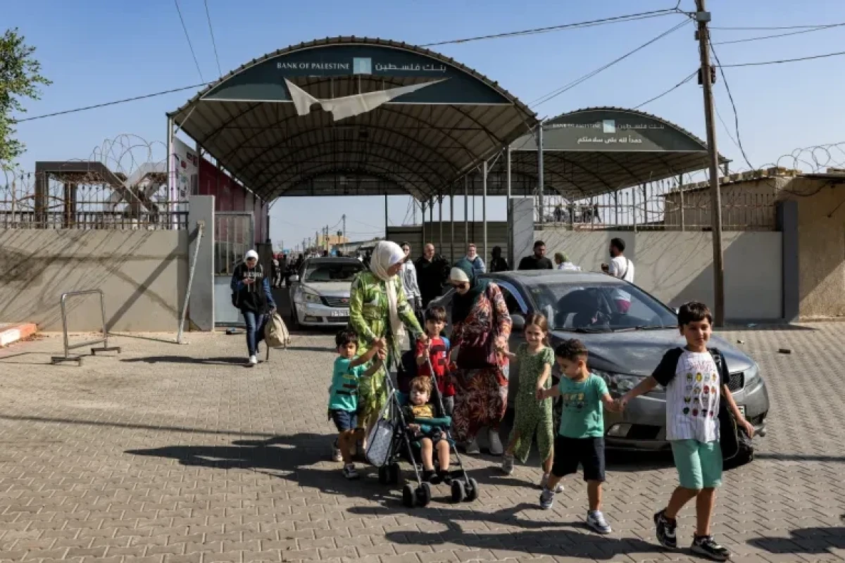 KİV: Qəzza zolağından Misirə 400 nəfərdən çox insan keçib