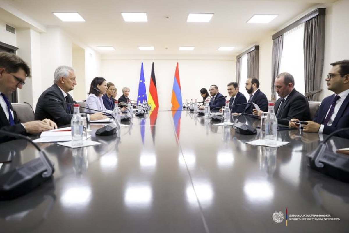 Almaniya və Ermənistan XİN rəhbərləri regional məsələləri müzakirə edib - YENİLƏNİB 