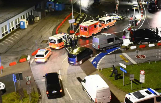 Hamburq aeroportunda silahlı şəxs polisə təslim olub - YENİLƏNİB-1 