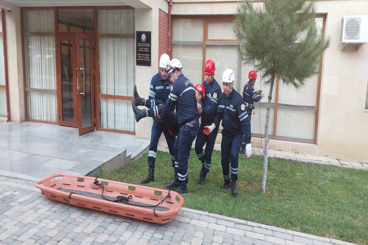 Gəncədə fövqəladə hallarla bağlı maarifləndirmə tədbiri keçirilib