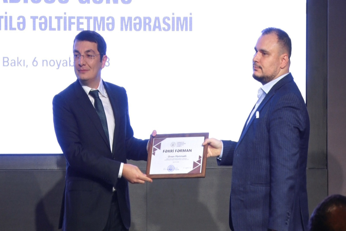 İqtisadiyyat Nazirliyi media əməkdaşlarını təltif etdi - APA TV DƏ TƏLTİF EDİLDİ  - VİDEO 