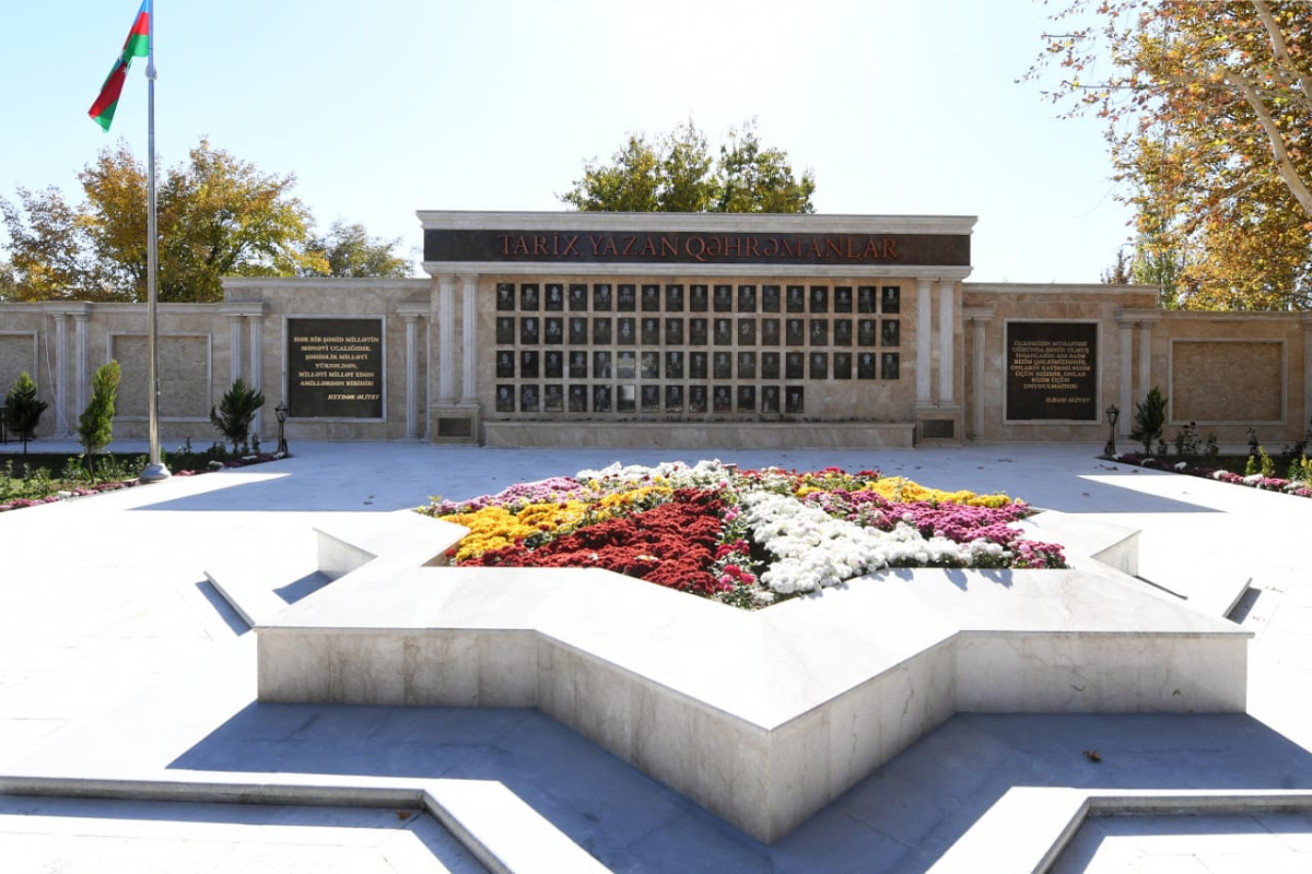 Babək rayonunda Şəhidlər Memorial Abidə Kompleksinin açılışı olub