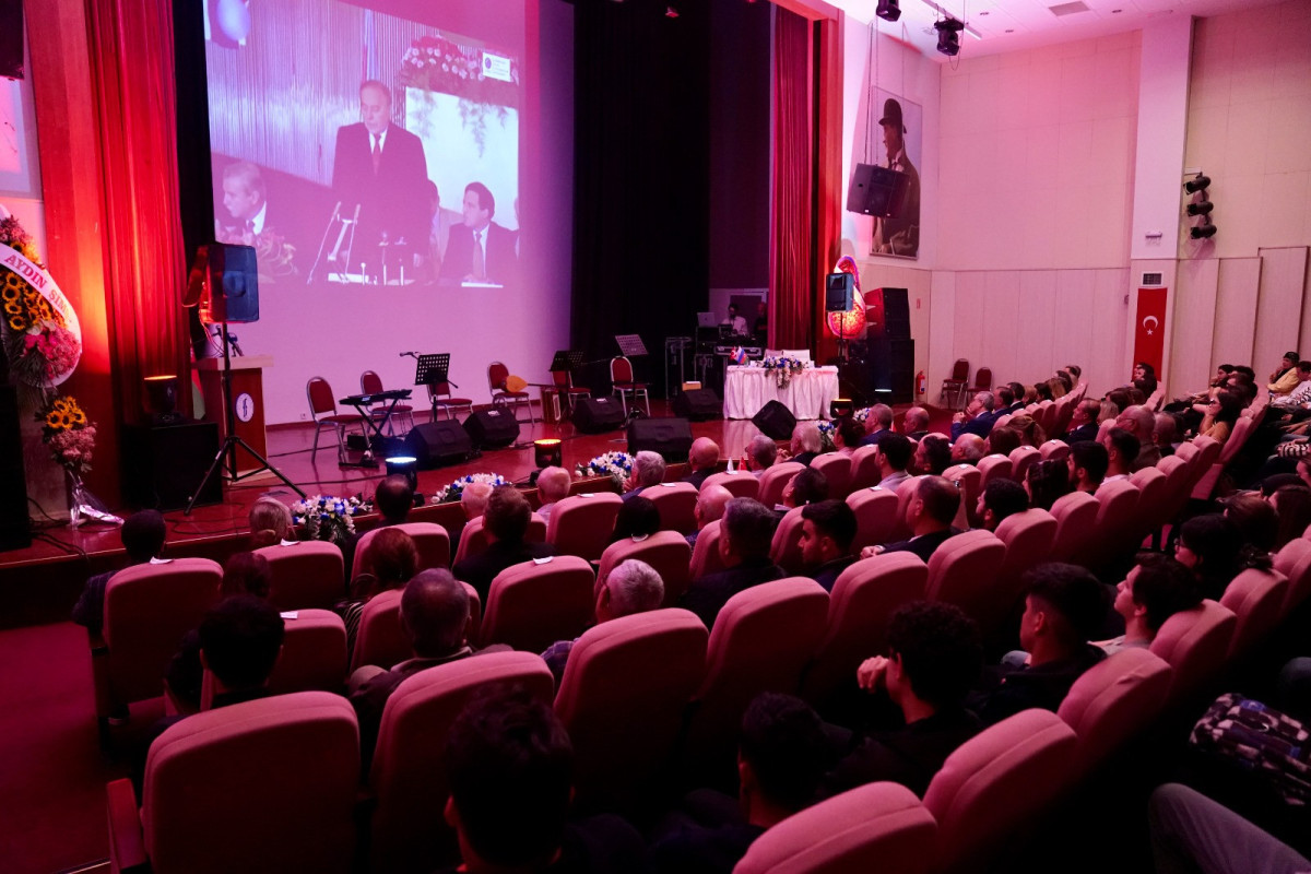 Ege Universitetində Ulu Öndər Heydər Əliyevin anadan olmasının 100-cü ildönümü qeyd edilib