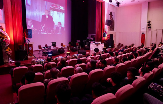 Ege Universitetində Ulu Öndər Heydər Əliyevin anadan olmasının 100-cü ildönümü qeyd edilib