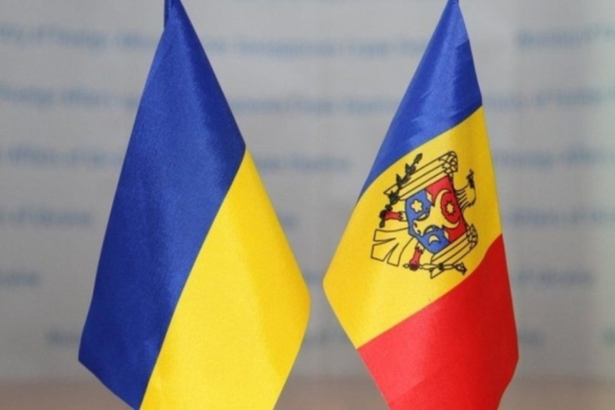 Moldova və Ukrayna Baş nazirləri telefonla danışıb