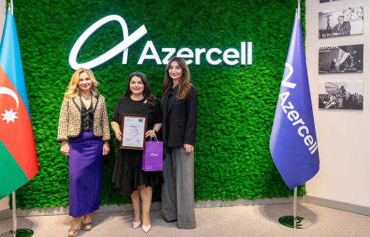 "Azercell"in jurnalistlər üçün təşkil etdiyi növbəti ingilis dili kursları başa çatıb - FOTO 