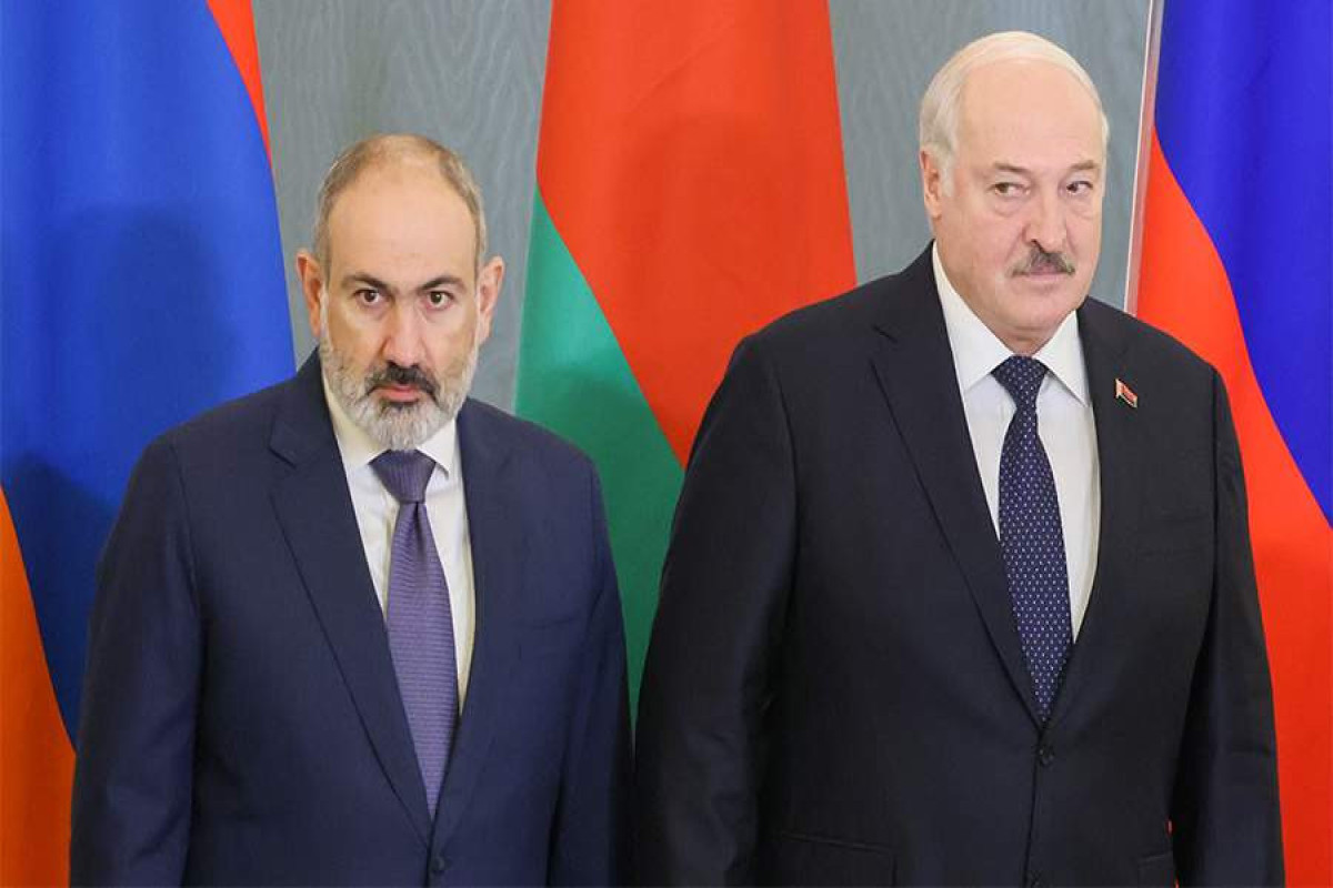 Lukaşenko Paşinyana parçalanma yaradacaq addımları nəzərdən keçirməyi tövsiyə edib