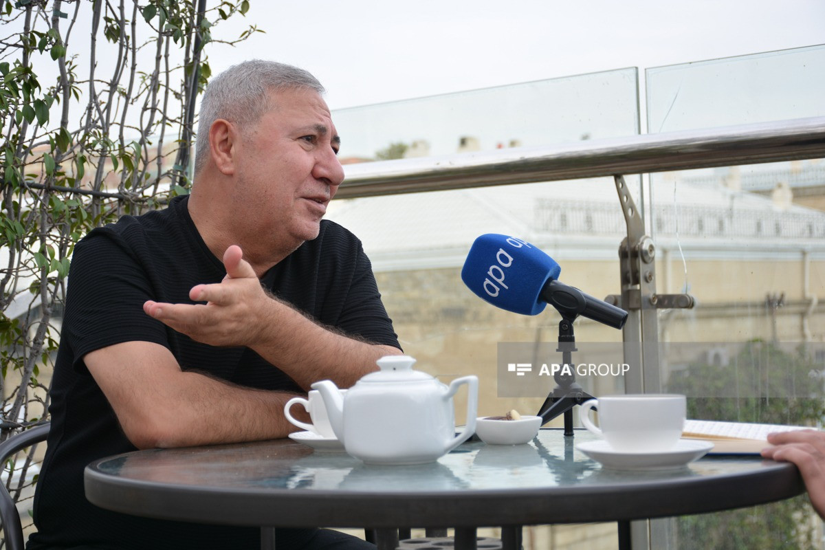 Əlixan Səmədov: Balaban haqqında yazdığım kitabı Rusiyada verilişdə oğurladılar - MÜSAHİBƏ 