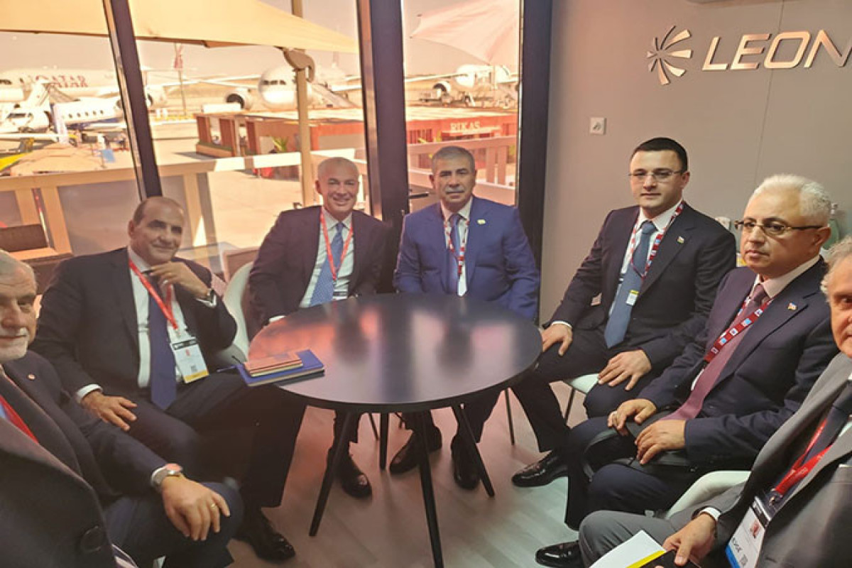 MN rəhbərliyi İtaliya şirkətinin istehsalı olan silah və texnikalarla tanış olub