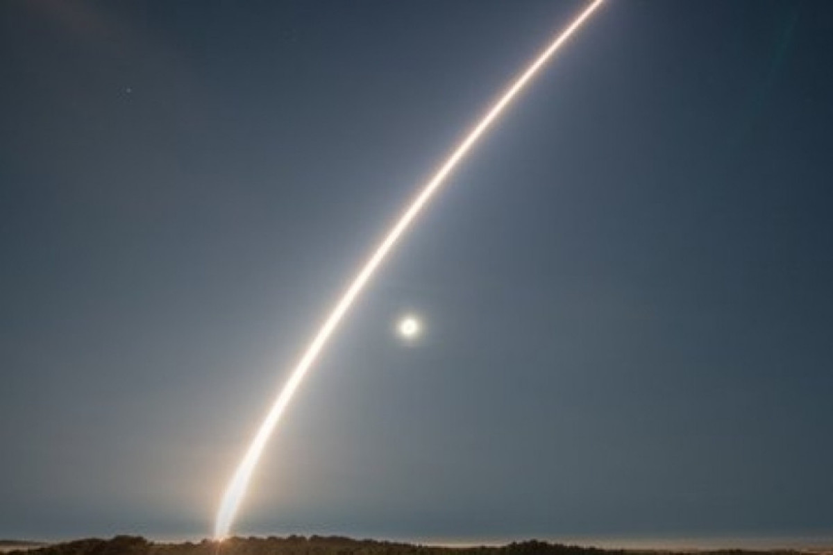 Fransa yeni qitələrarası ballistik raketi sınaqdan keçirib