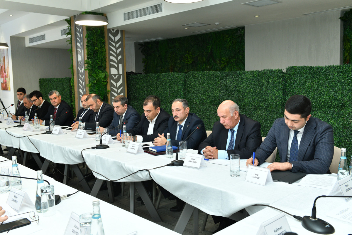 Nazir müavini: Bərdə-Ağdam və Horadiz-Ağbənd dəmir yolunun tikintisi davam edir