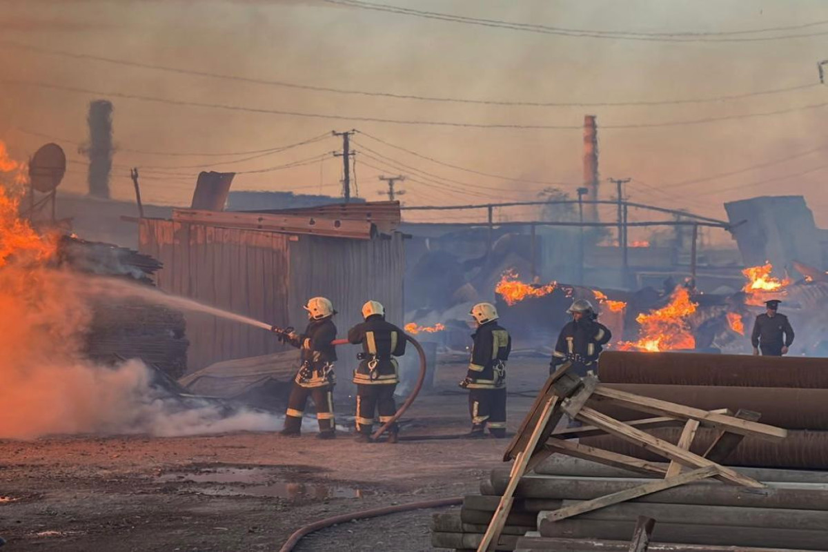 İnşaat materialları bazarında yanğınla bağlı cinayət işi başlanıb - BİRGƏ MƏLUMAT 